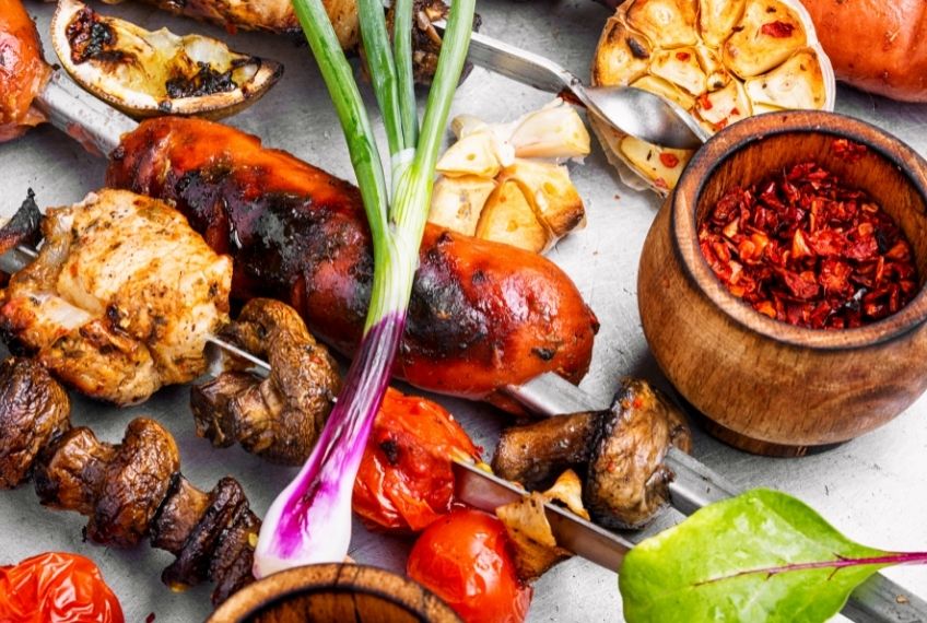 קונים טרי ואיכותי: מנות בשר לאירוע ביתי רוכשים בקצביה מומלצת בהוד השרון!