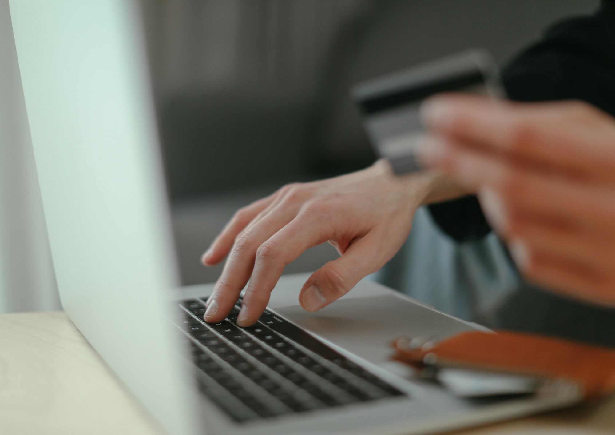 קניית נעליים אונליין